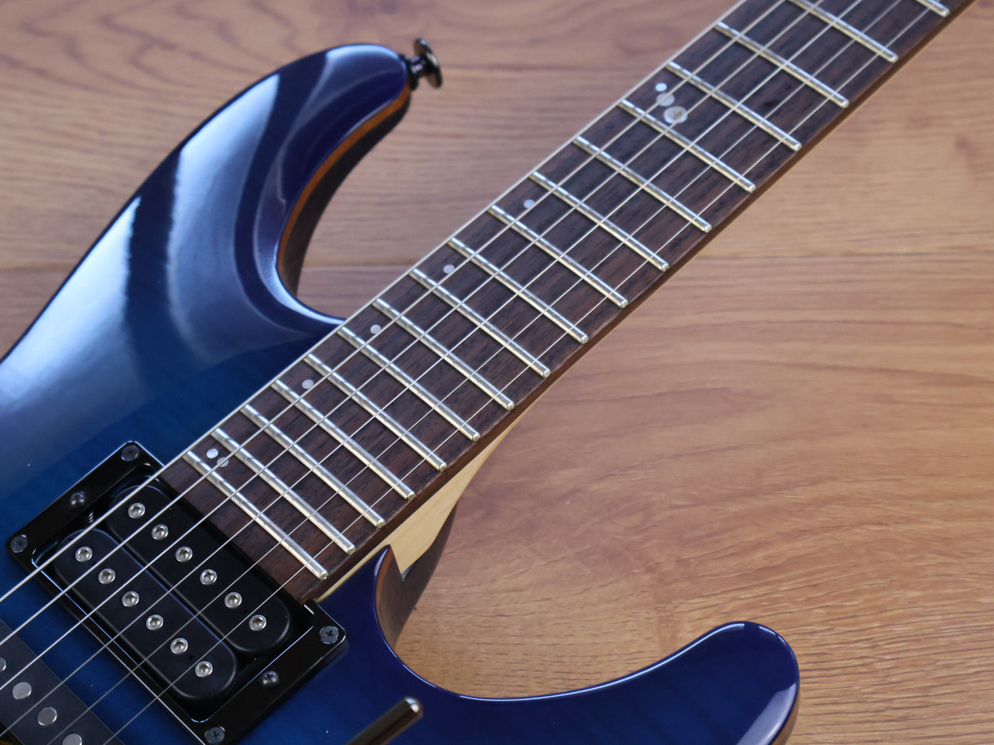 2010 Ibanez Prestige S5470F S-Series Saber HSH Superstrat (Sapphire Blue)