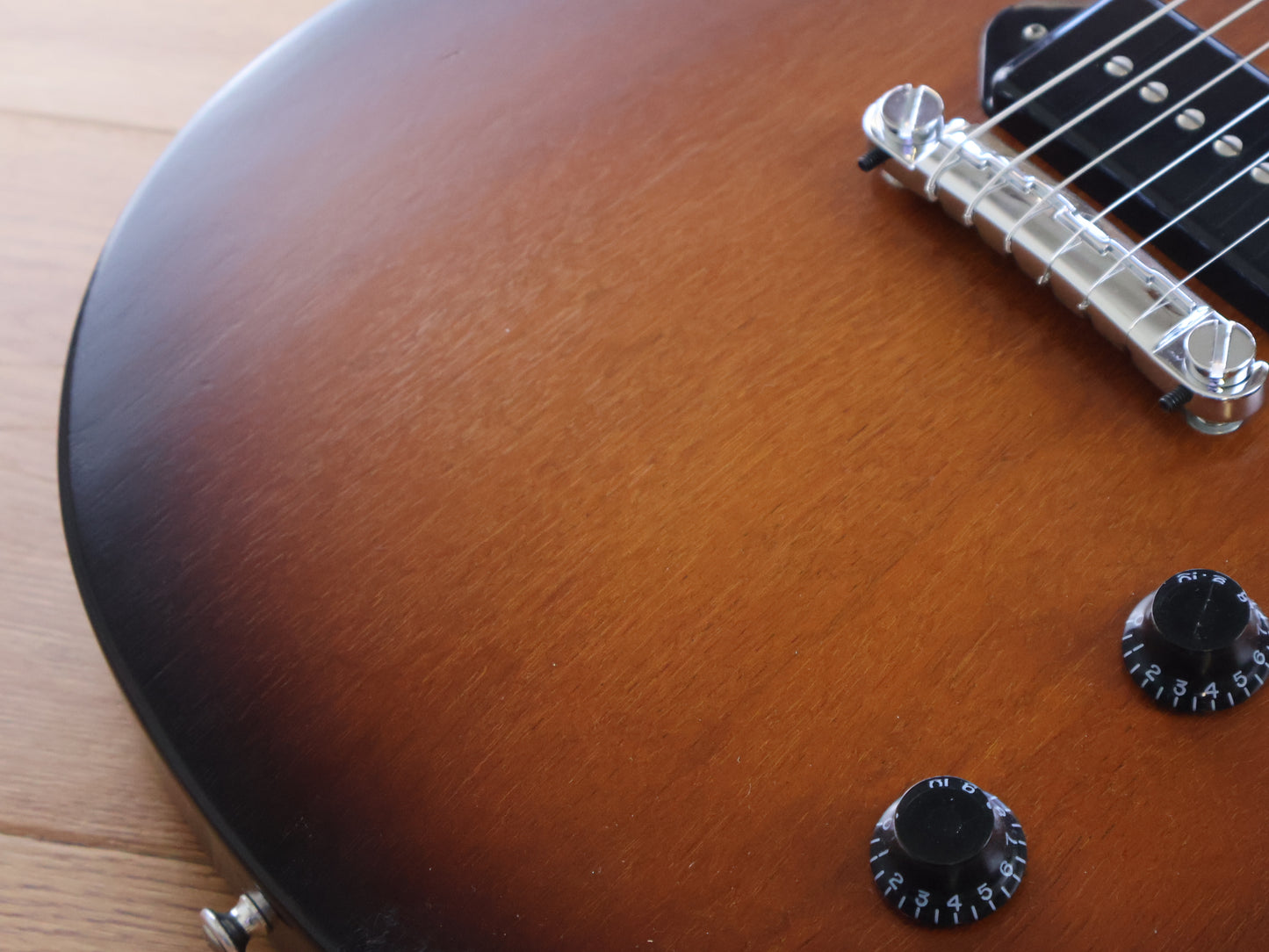 2010 Gibson USA Les Paul Junior (Vintage Sunburst)