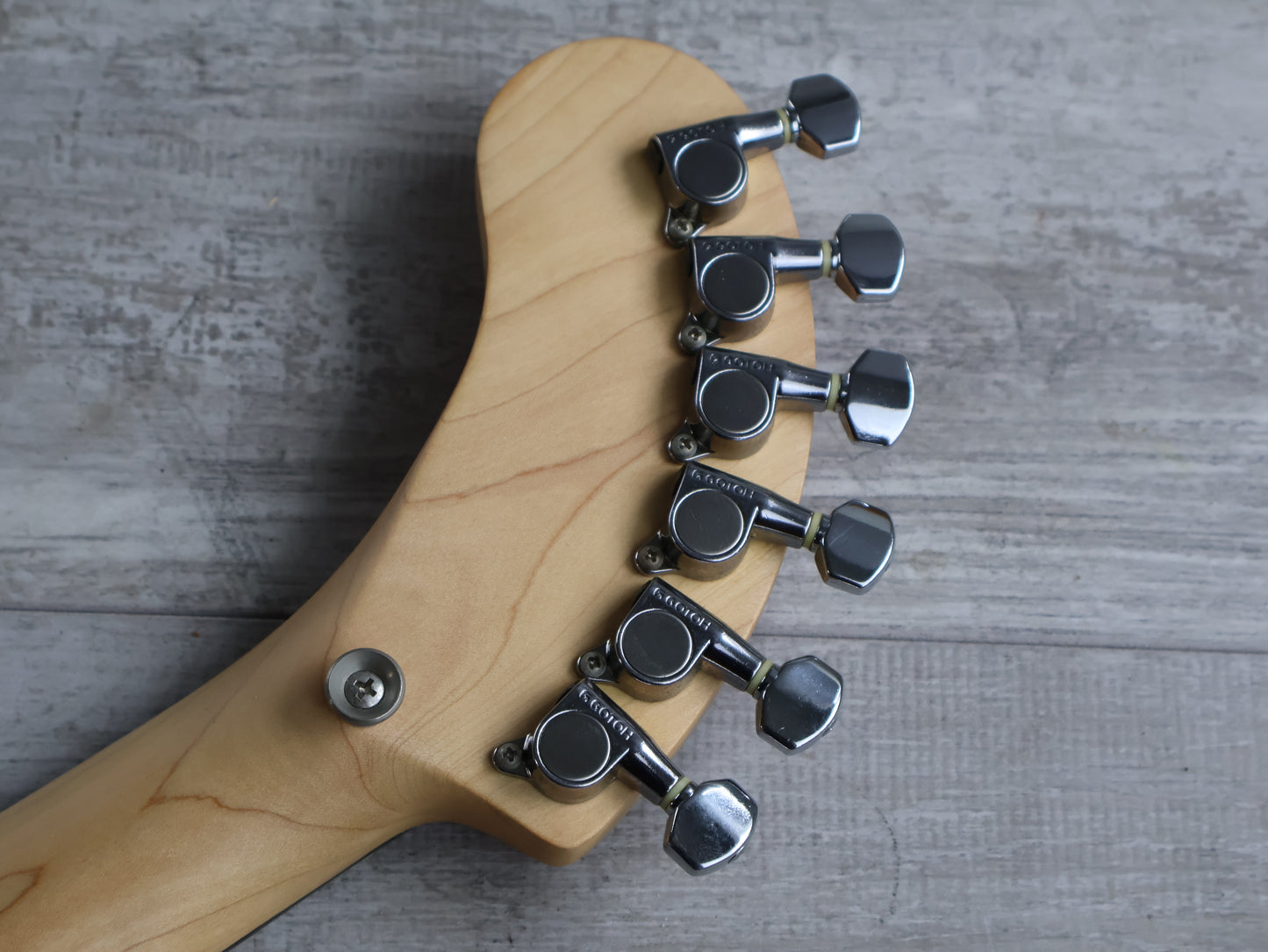 Fernandes ZO-3 Nomad Travel Guitar w/Onboard Speaker/Amplifier (Pink)