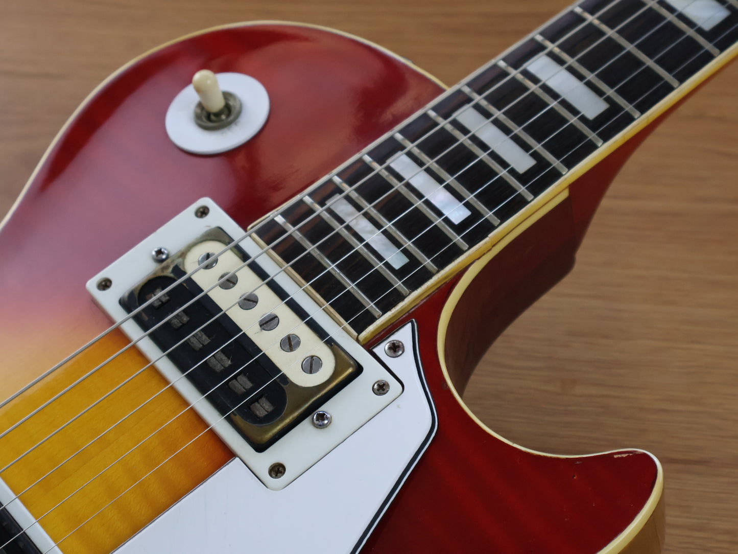 1974 Greco Japan EG-650S Les Paul Standard (Cherry Sunburst)
