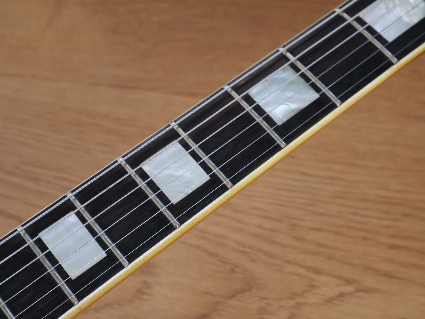 1974 Greco Japan EG-650S Les Paul Standard (Cherry Sunburst)