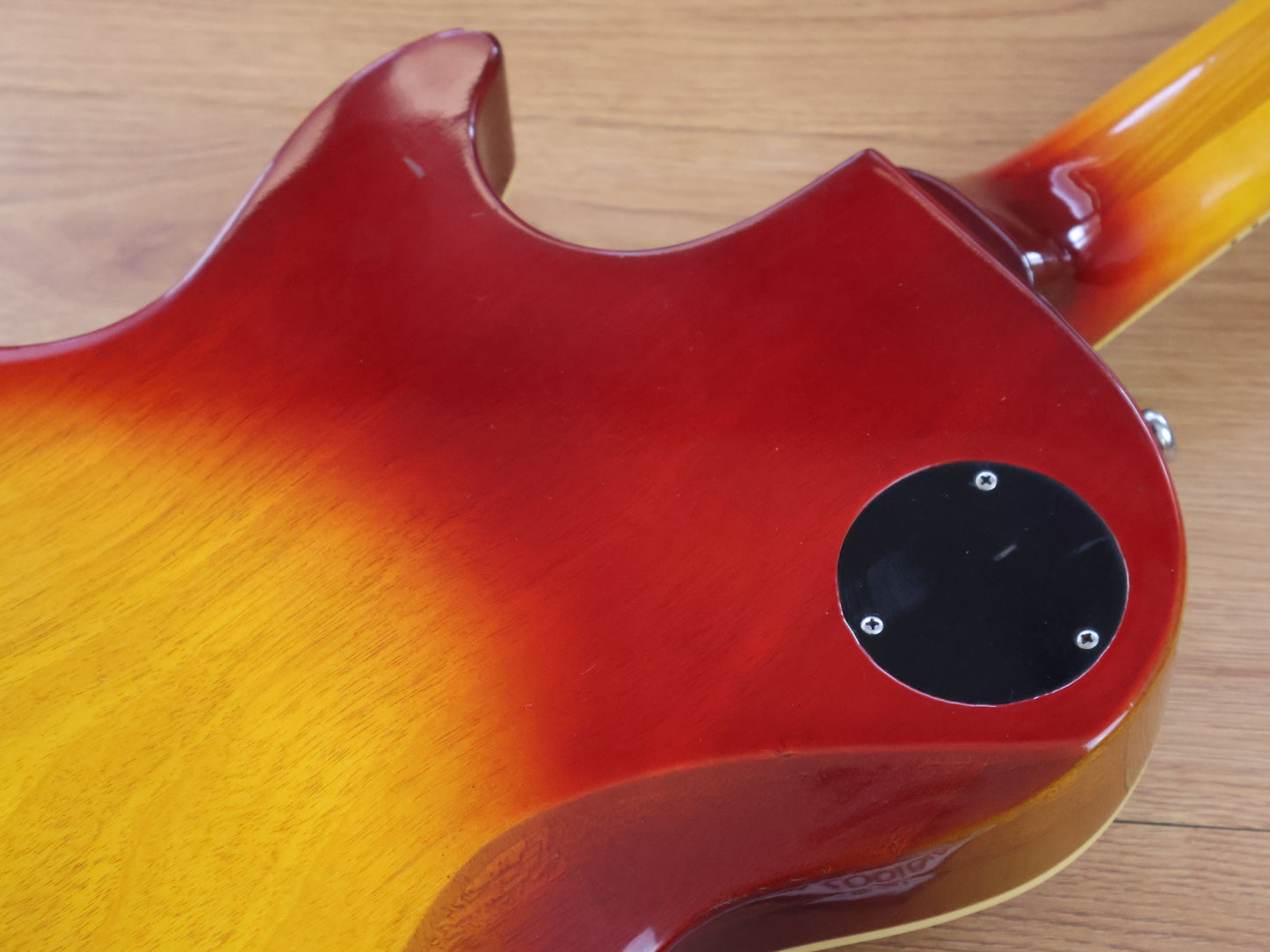 1974 Greco Japan EG-650S Les Paul Standard (Cherry Sunburst)