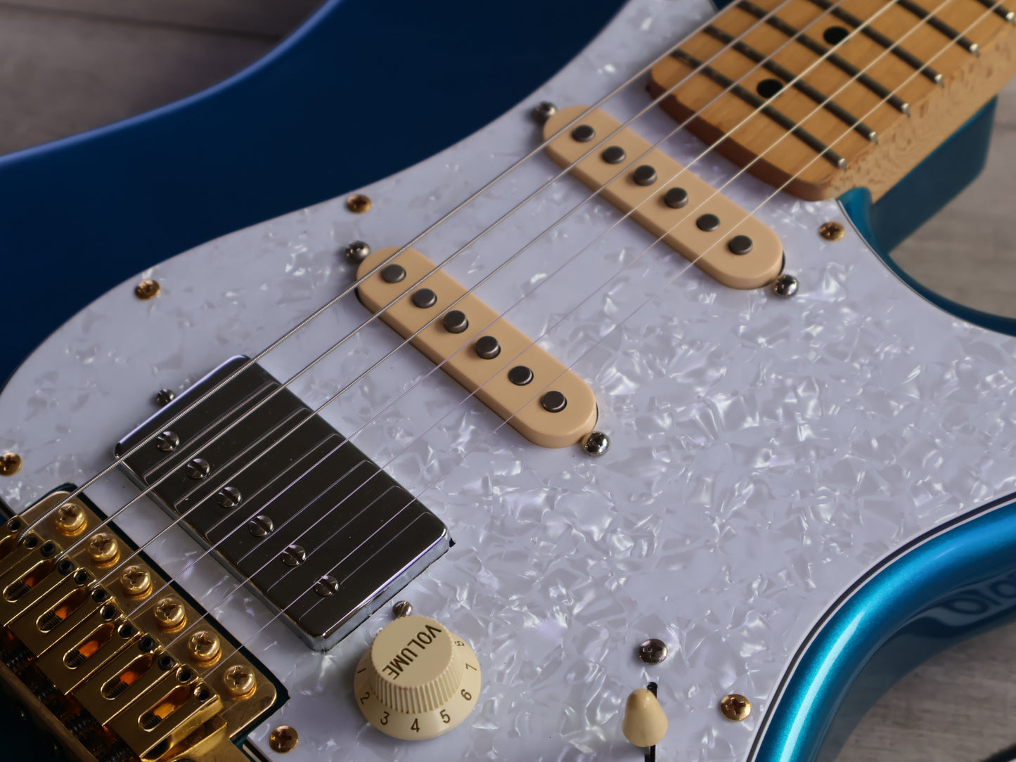 2002 Fender Japan ST-STD HSS Stratocaster Standard (Lake Placid Blue)