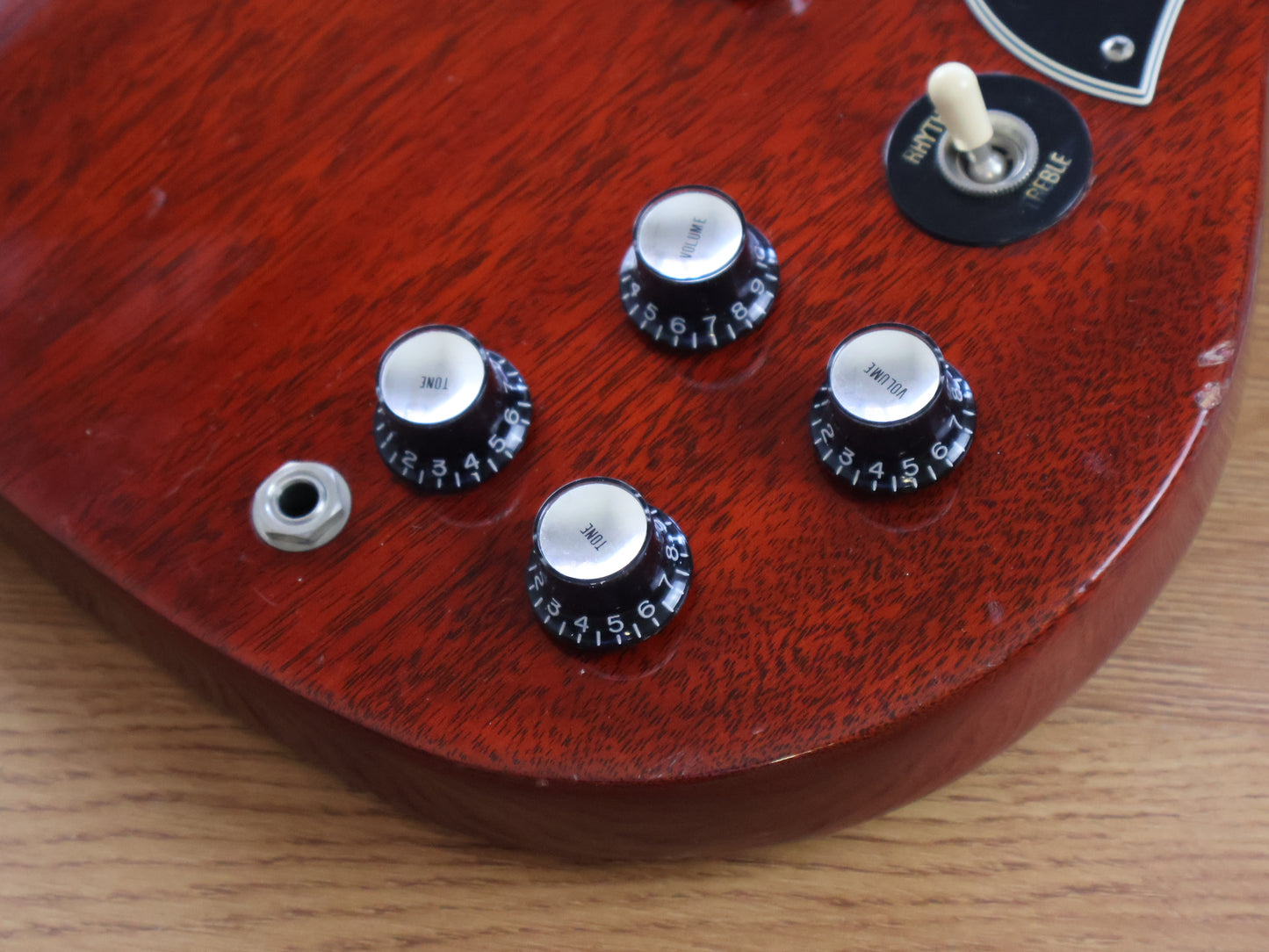 2005 Gibson USA SG Standard (Heritage Cherry)