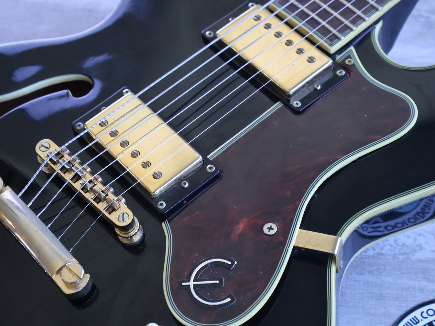 2015 Epiphone Sheraton II Pro Semi Hollowbody (Ebony)