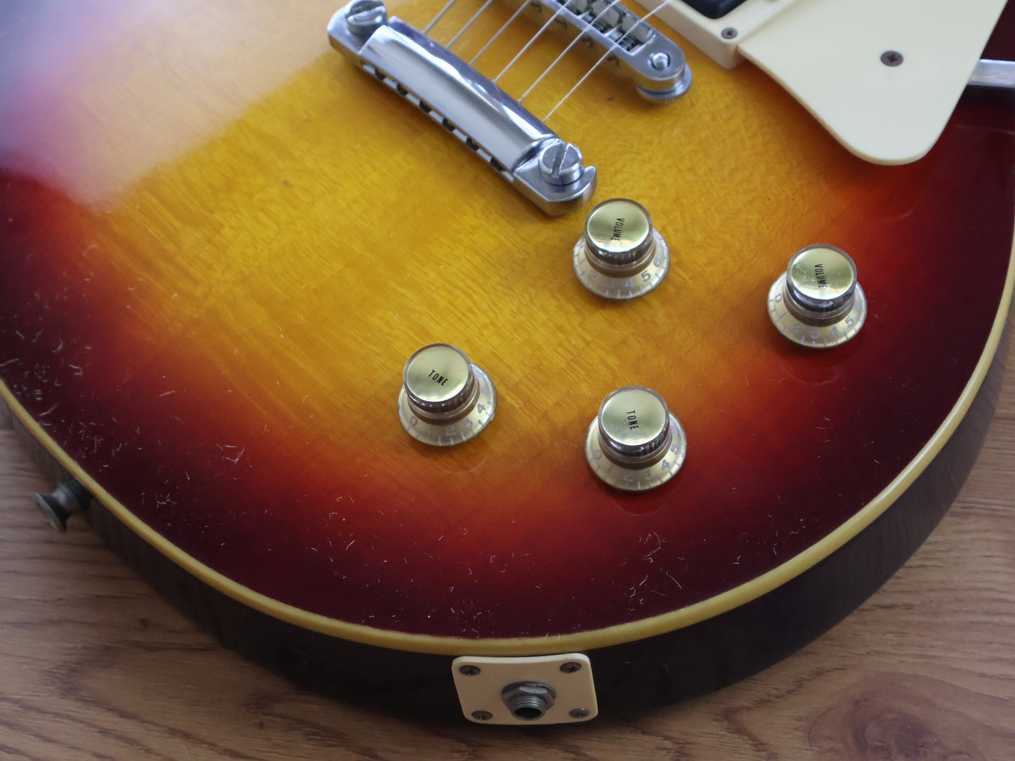 1977 Greco Japan EG-500 Les Paul Standard (Cherry Old Sunburst)