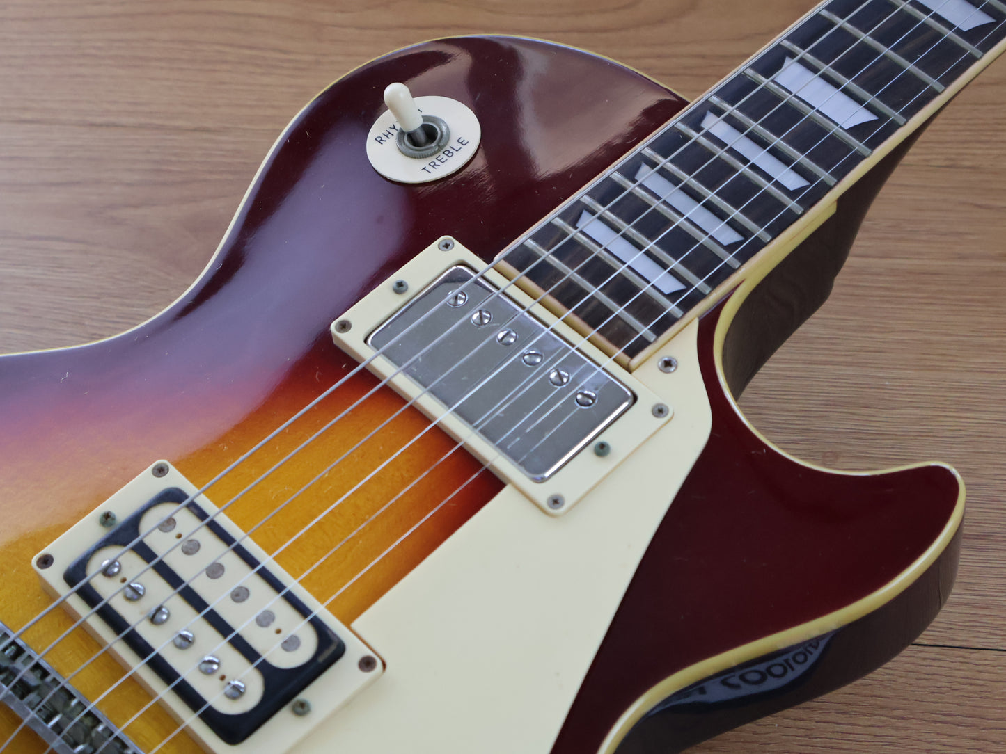 1977 Greco Japan EG-500 Les Paul Standard (Cherry Old Sunburst)