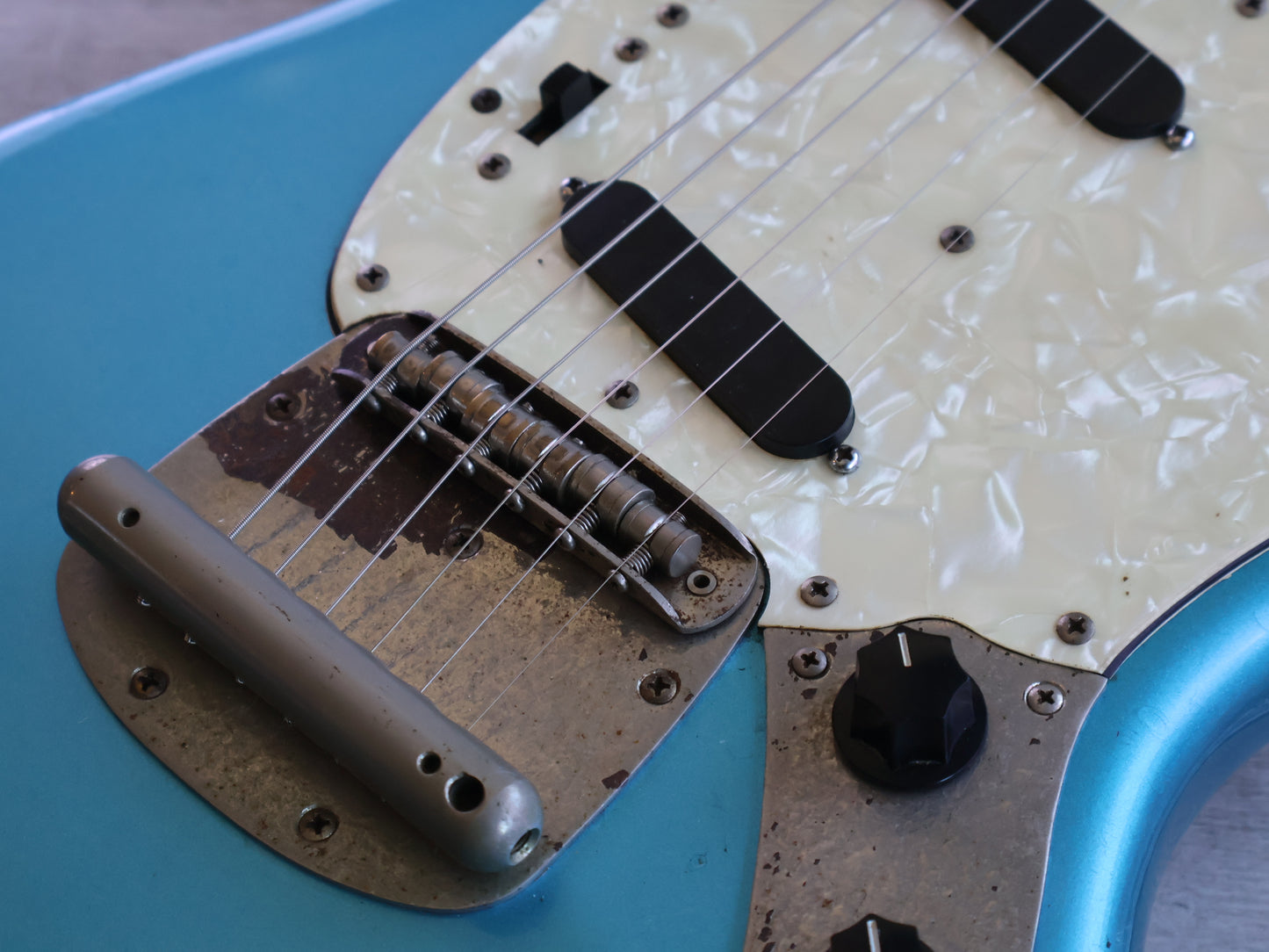 1979 Fernandes Japan FMT-50 Mustang (Lake Placid Blue)