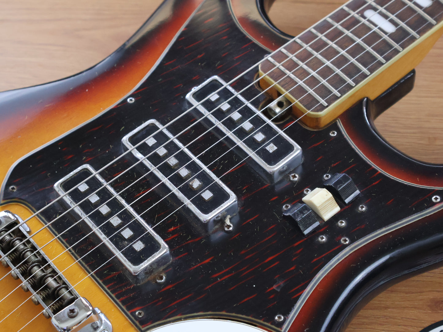 1960's Tempo (Kawai) Japanese Double Cutaway Solid Body (Sunburst)