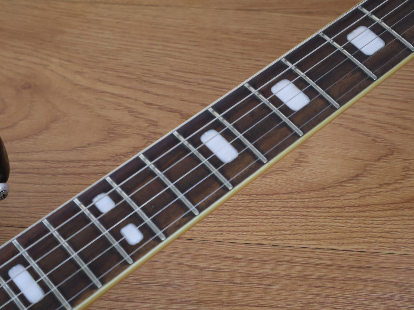 1960's Tempo (Kawai) Japanese Double Cutaway Solid Body (Sunburst)