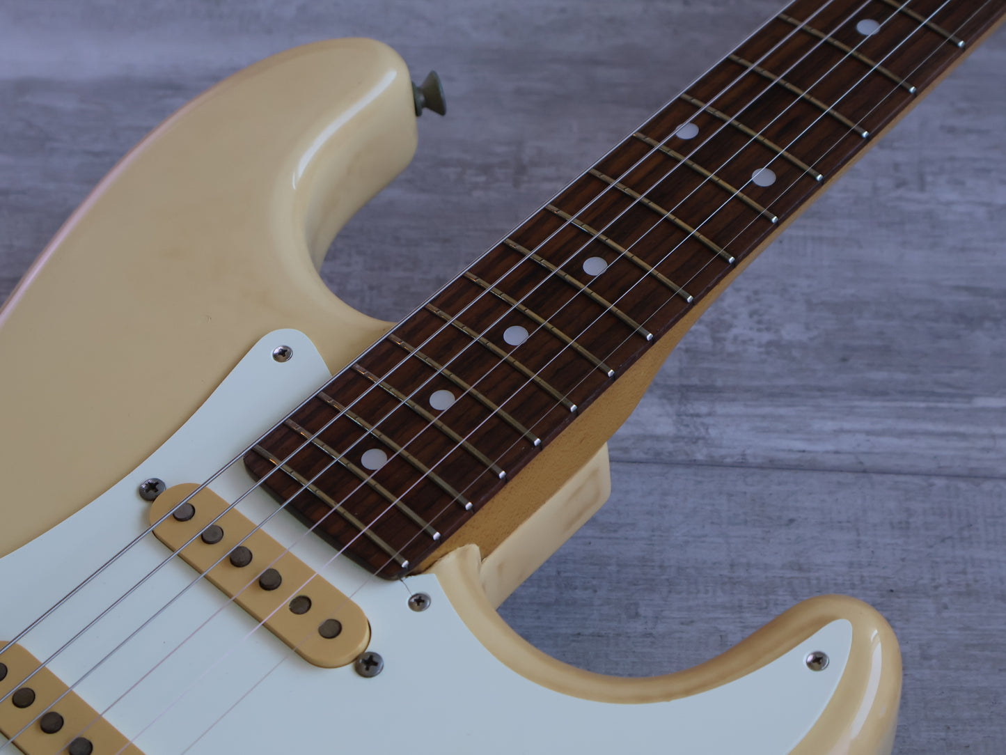 1990 Fender Japan ST-500VR Stratocaster (Vintage White)