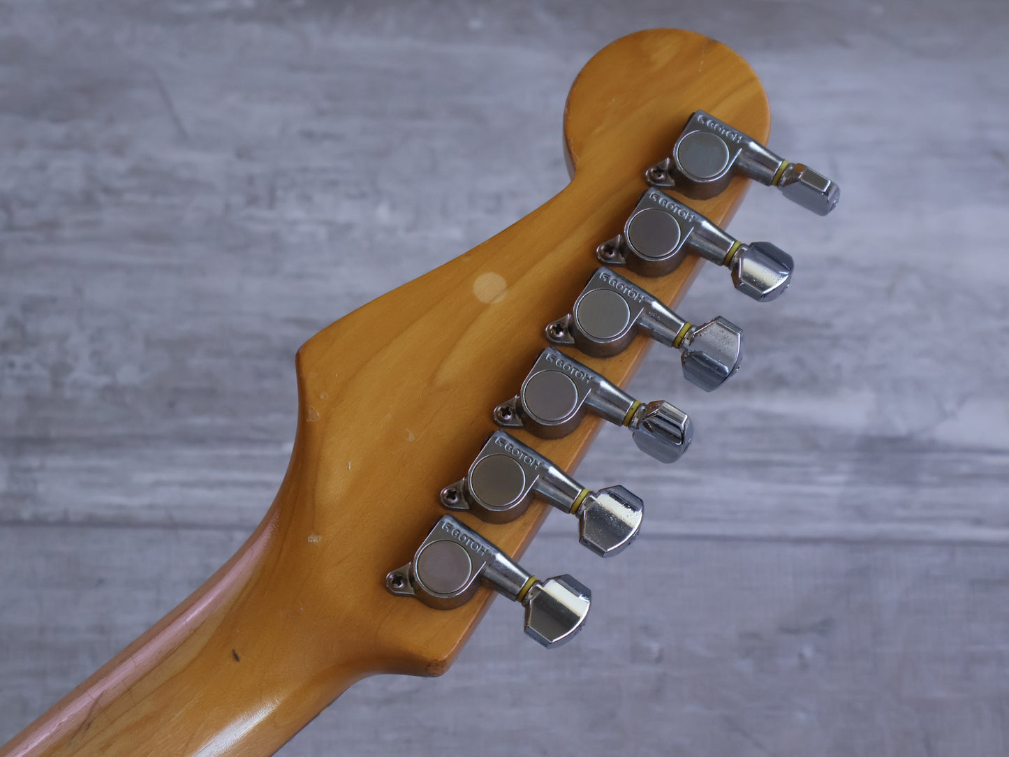 1990 Fender Japan ST-500VR Stratocaster (Vintage White)