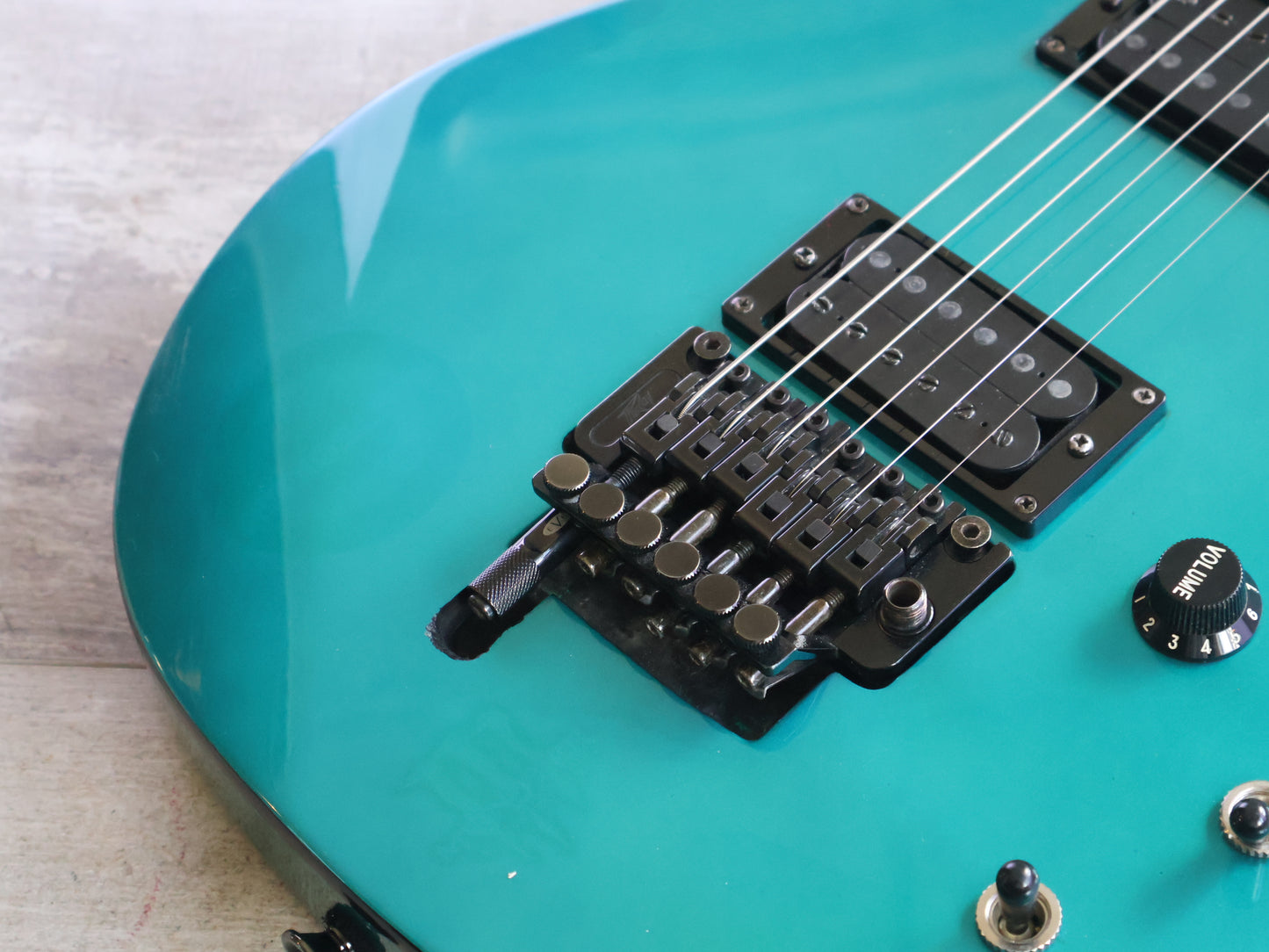 Peavey Predator Plus EXP (Metallic Turquoise)