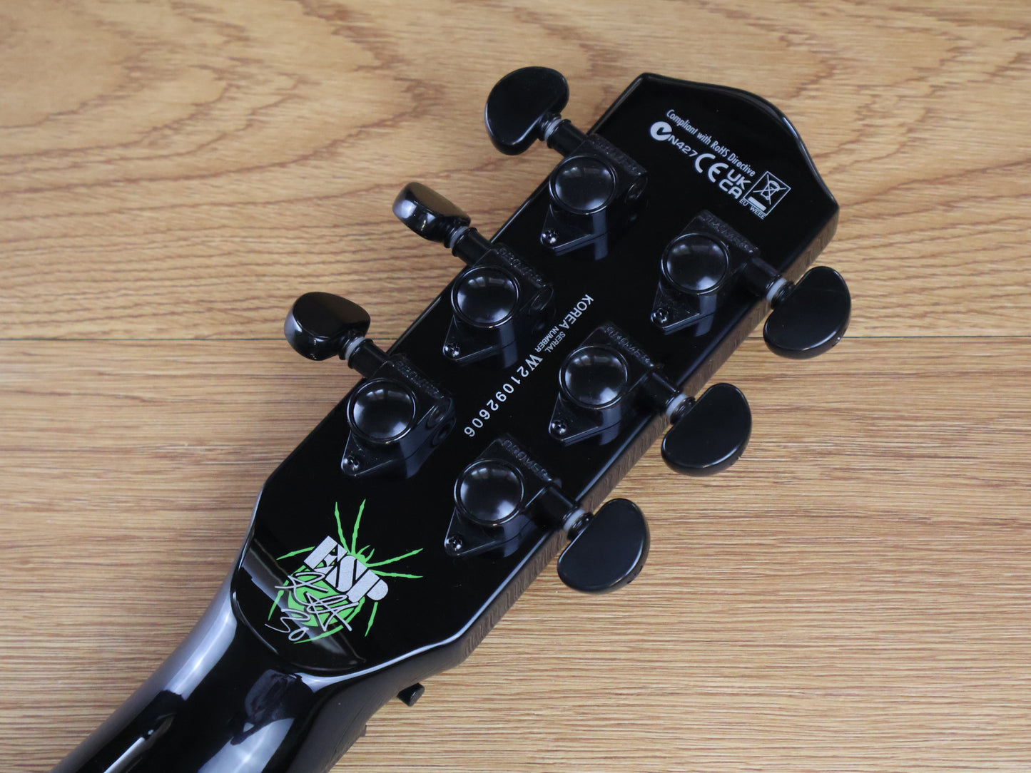 2012 LTD (by ESP Japan) Kirk Hammett KH3 Spider 30th Anniversary Signature Model (Black)