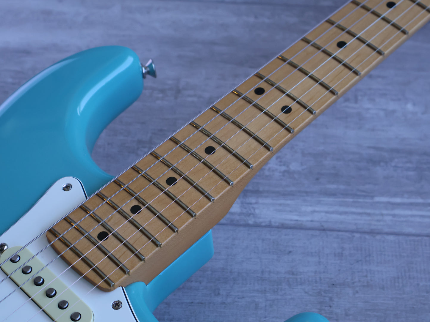 2024 Fender Player II Stratocaster (Aquatone Blue)