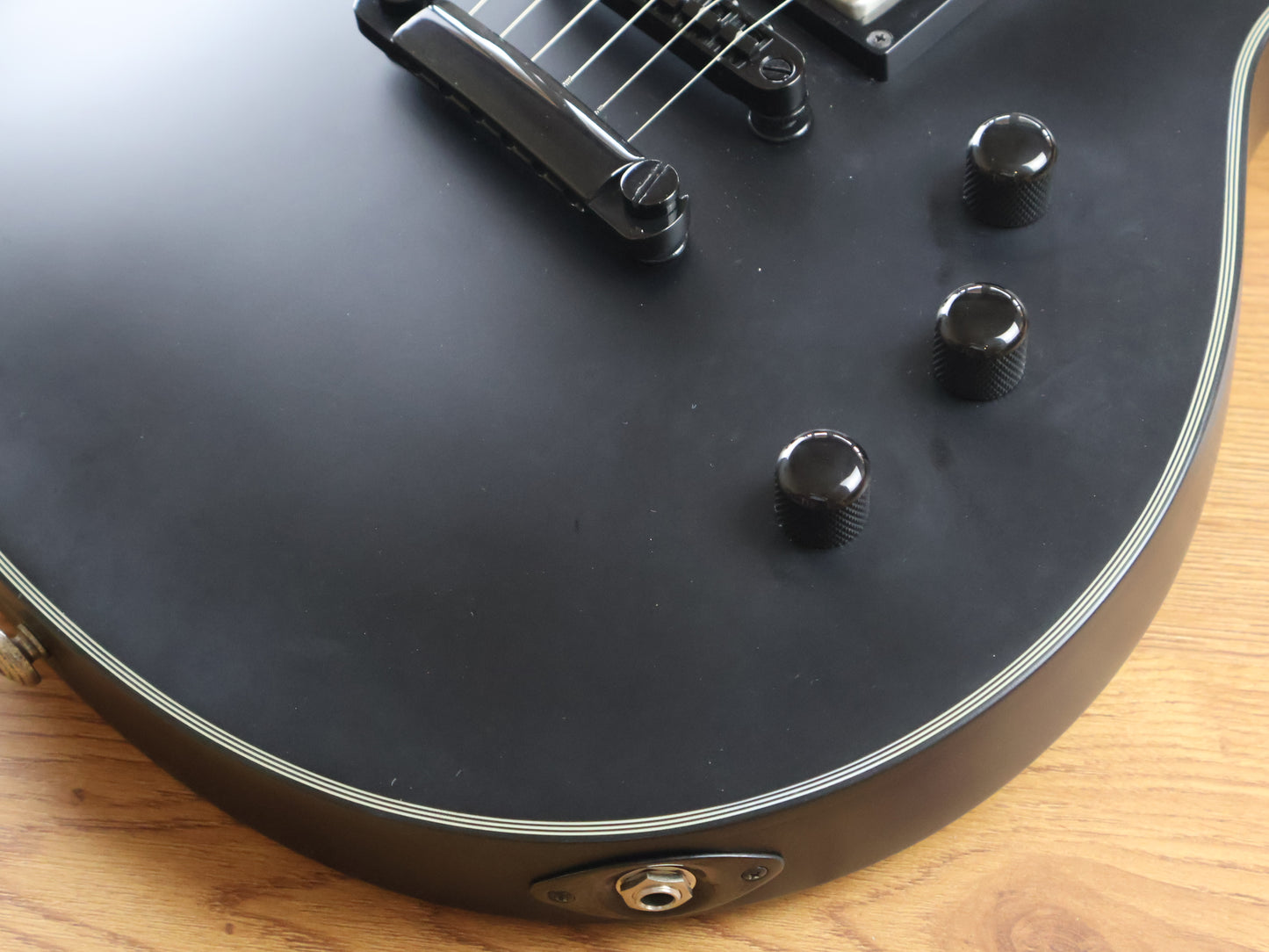 2020 LTD (by ESP Japan) EC-256 Eclipse Single Cutaway (Black)