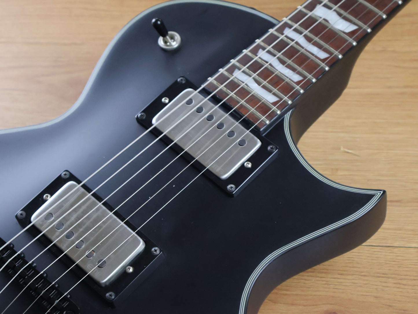 2020 LTD (by ESP Japan) EC-256 Eclipse Single Cutaway (Black)