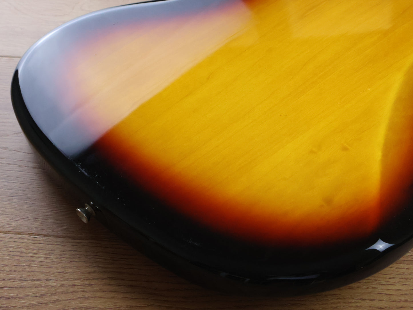 2020 Fender Japan Traditional 60's Jazz Bass (Sunburst)