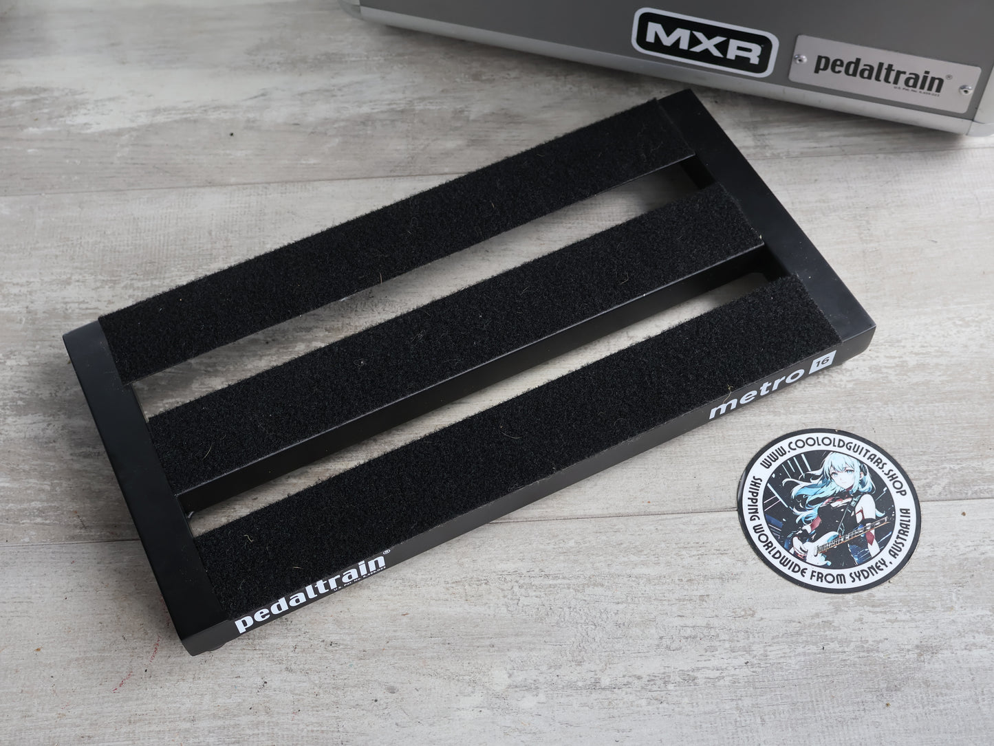 Pedaltrain Metro 16 Pedalboard (with Hard Case)