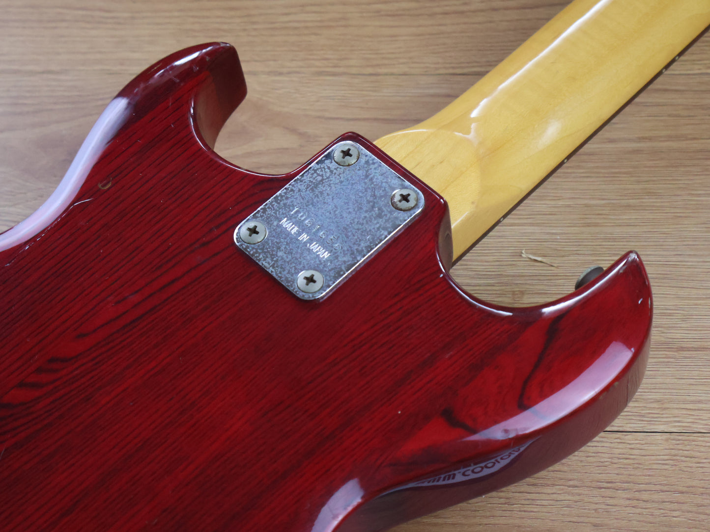 1981 Aria Pro II CSB-380 Cardinal Series Bass (Transparent Red)