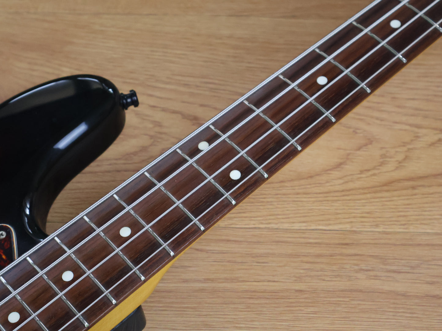 2003 Fender Japan JB62 '62 Reissue Jazz Bass (Sunburst)