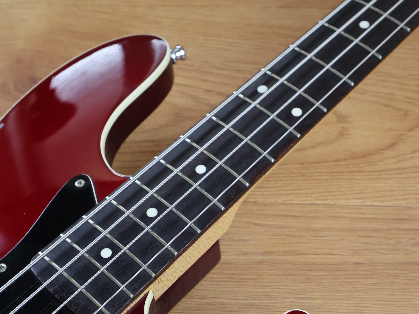 2014 Fender Japan Aerodyne Bass (Old Candy Apple Red)