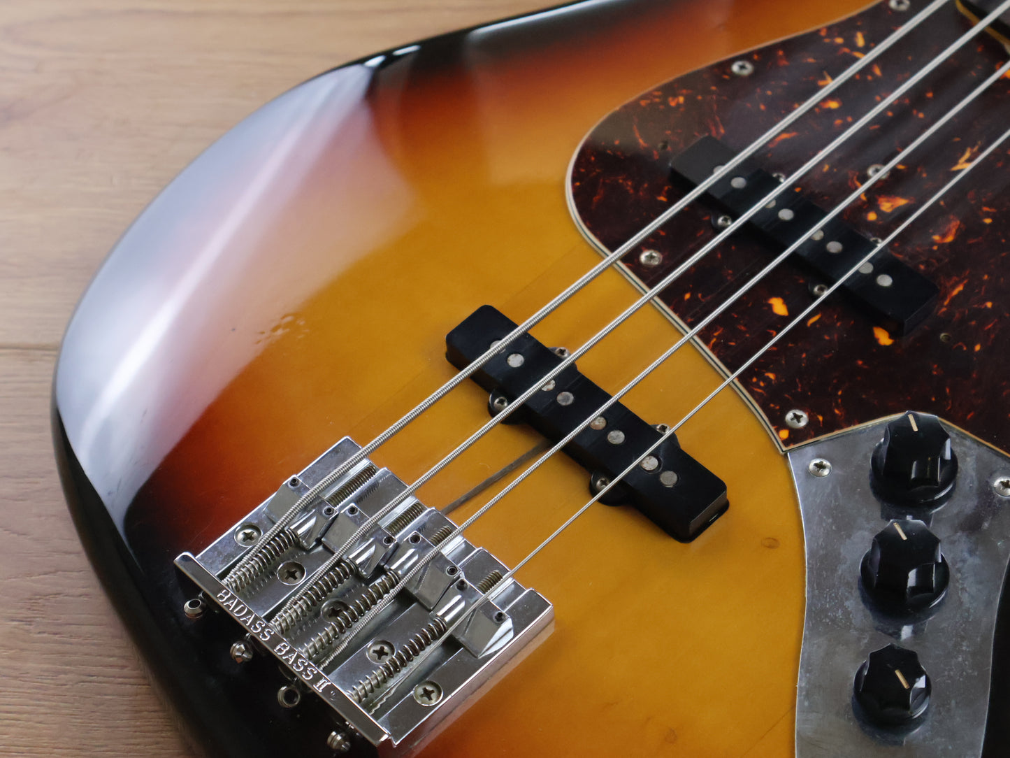 1990 Fender Japan JB62 '62 Reissue Jazz Bass (Sunburst)