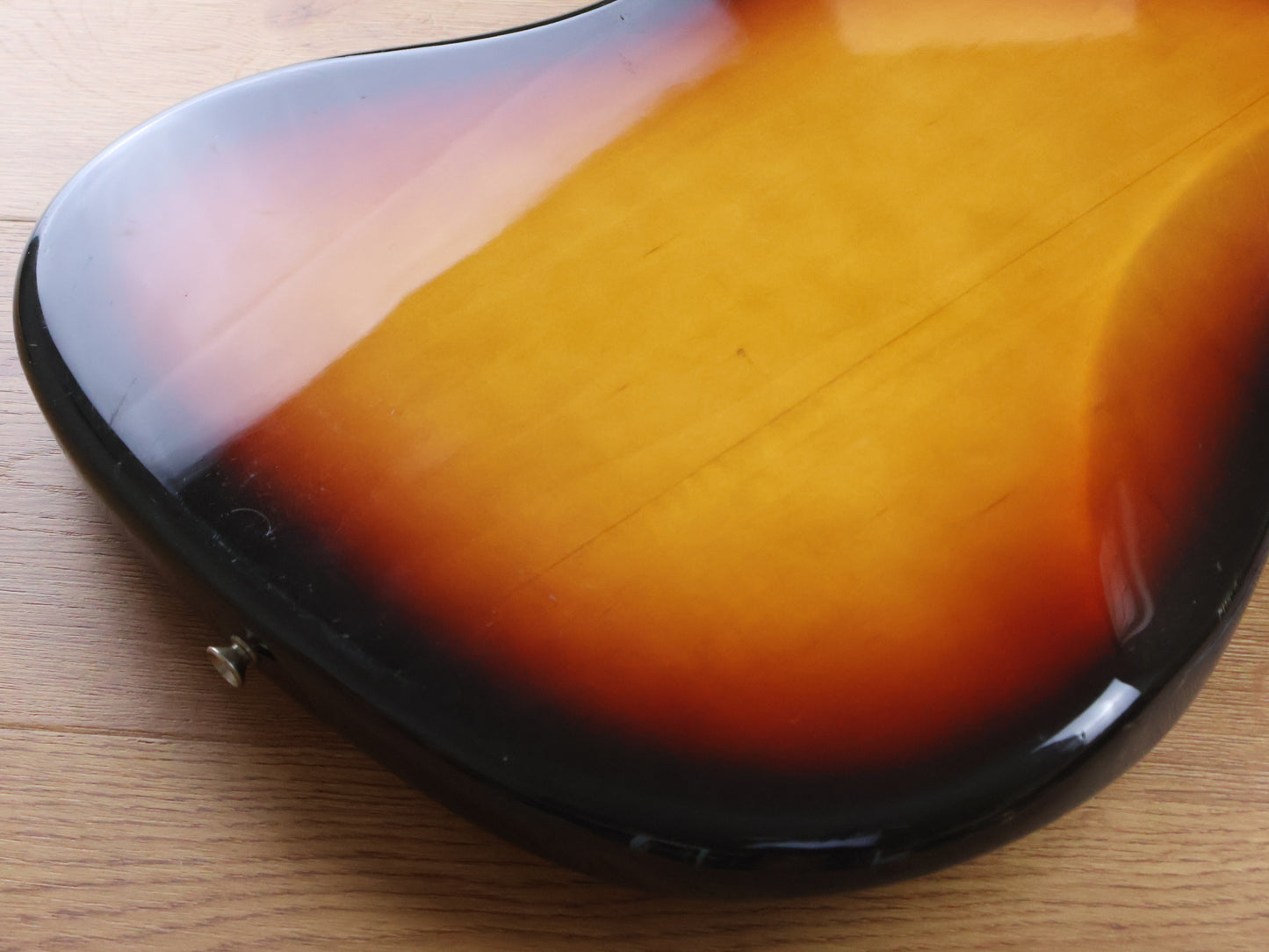 1990 Fender Japan JB62 '62 Reissue Jazz Bass (Sunburst)