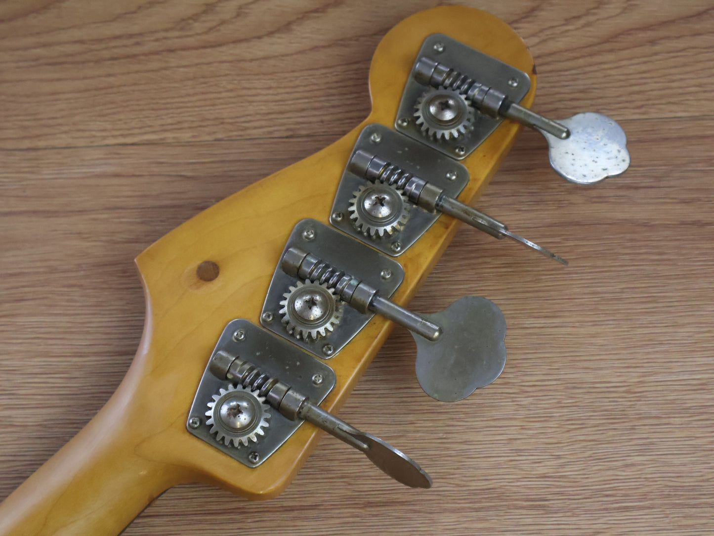 1990 Fender Japan JB62 '62 Reissue Jazz Bass (Sunburst)