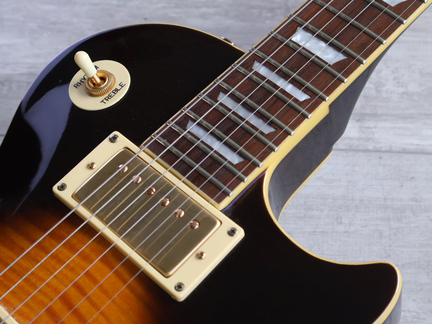 2002 Epiphone Limited Edition ES-PRO Semi Hollowbody Les Paul (Brown Sunburst)