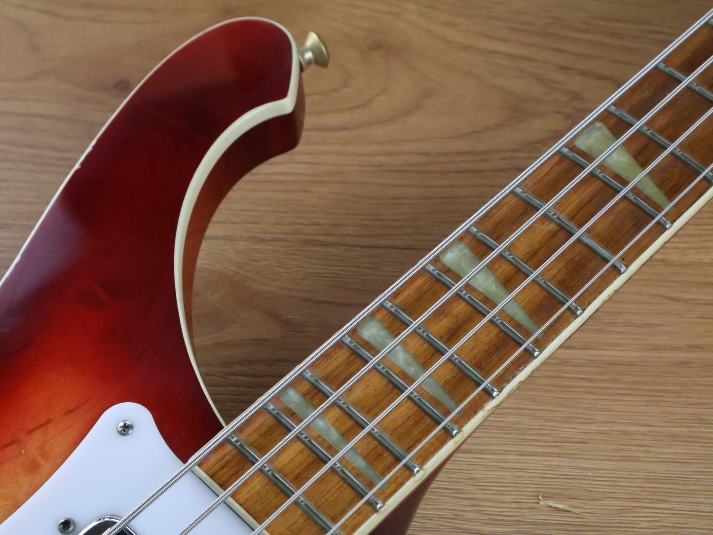 1997 Rickenbacker USA 4003 Bass (Fireglo)