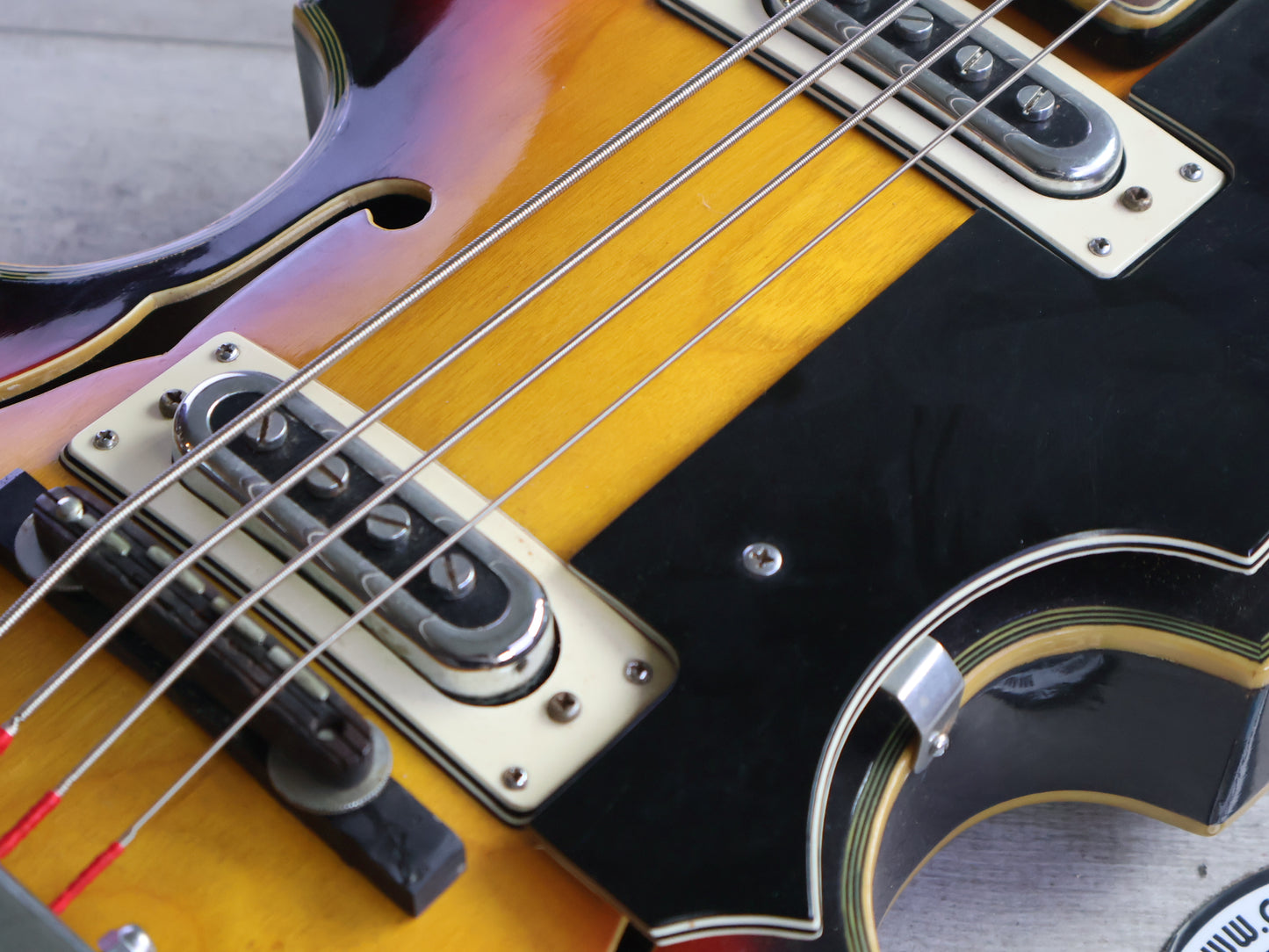 1960's Matsumoku Japan VB Series Violin Bass (Sunburst)