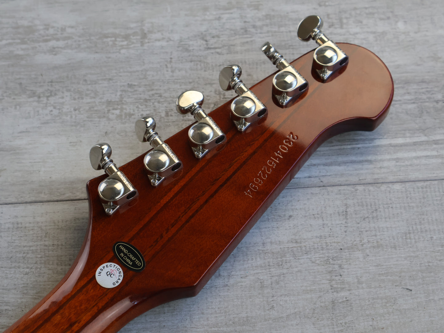 Epiphone "Inspired by Gibson" '63 Reissue Firebird (Vintage Sunburst)