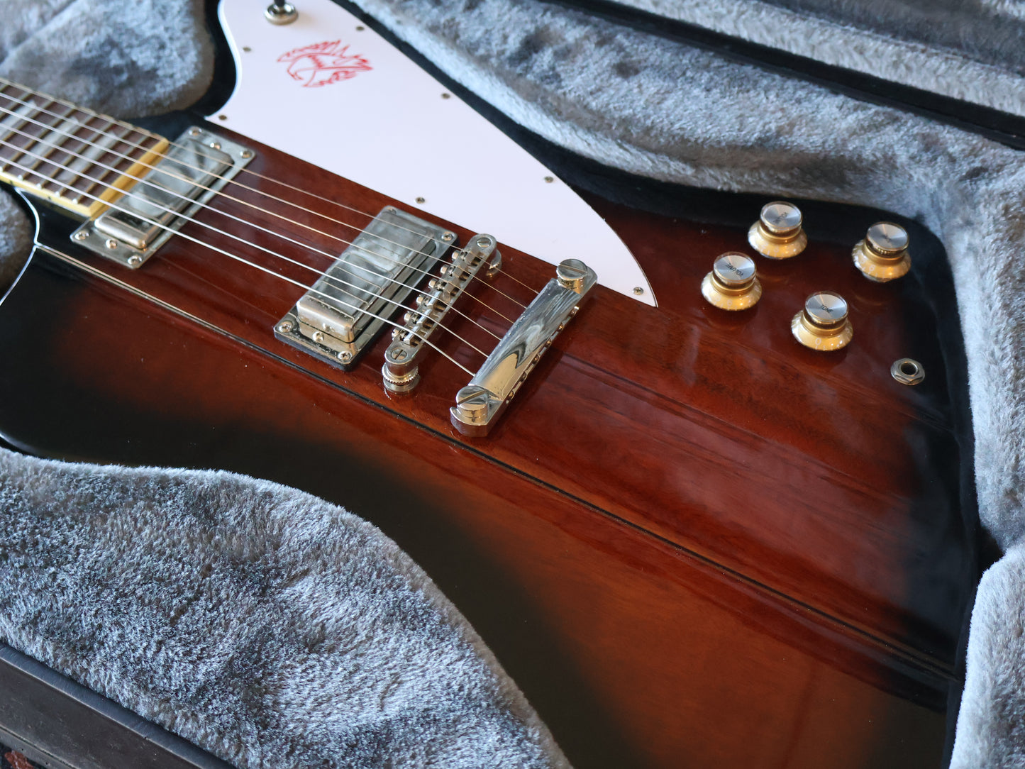 Epiphone "Inspired by Gibson" '63 Reissue Firebird (Vintage Sunburst)