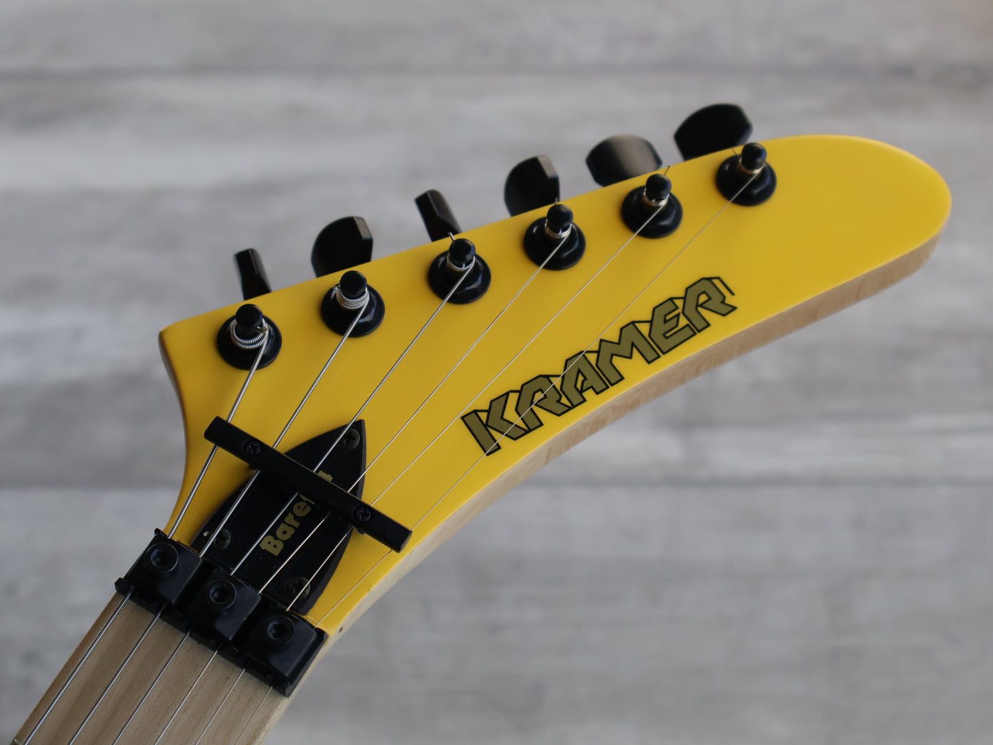 Kramer Baretta Floyd Rose (Bumblebee Yellow)
