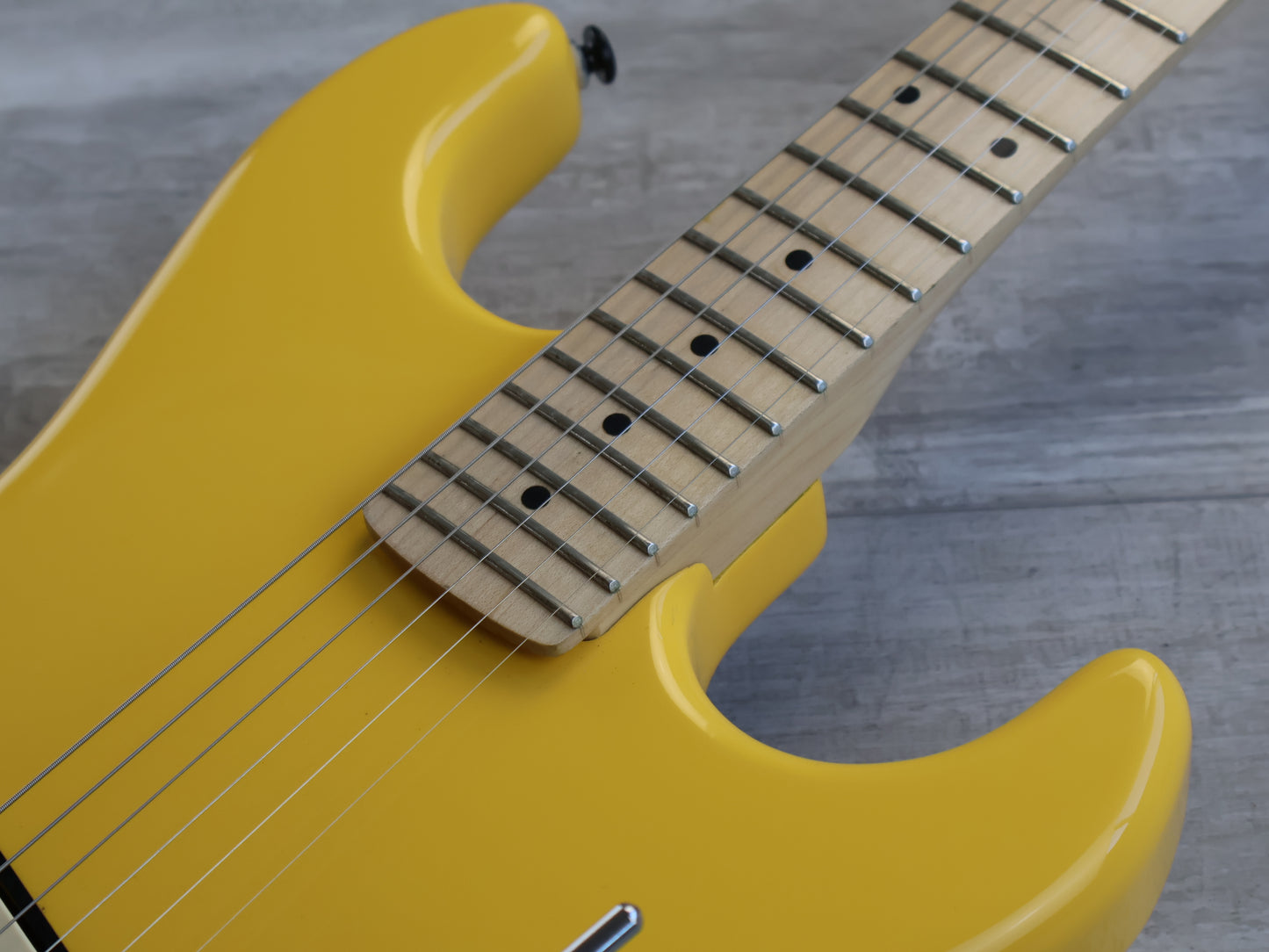 Kramer Baretta Floyd Rose (Bumblebee Yellow)