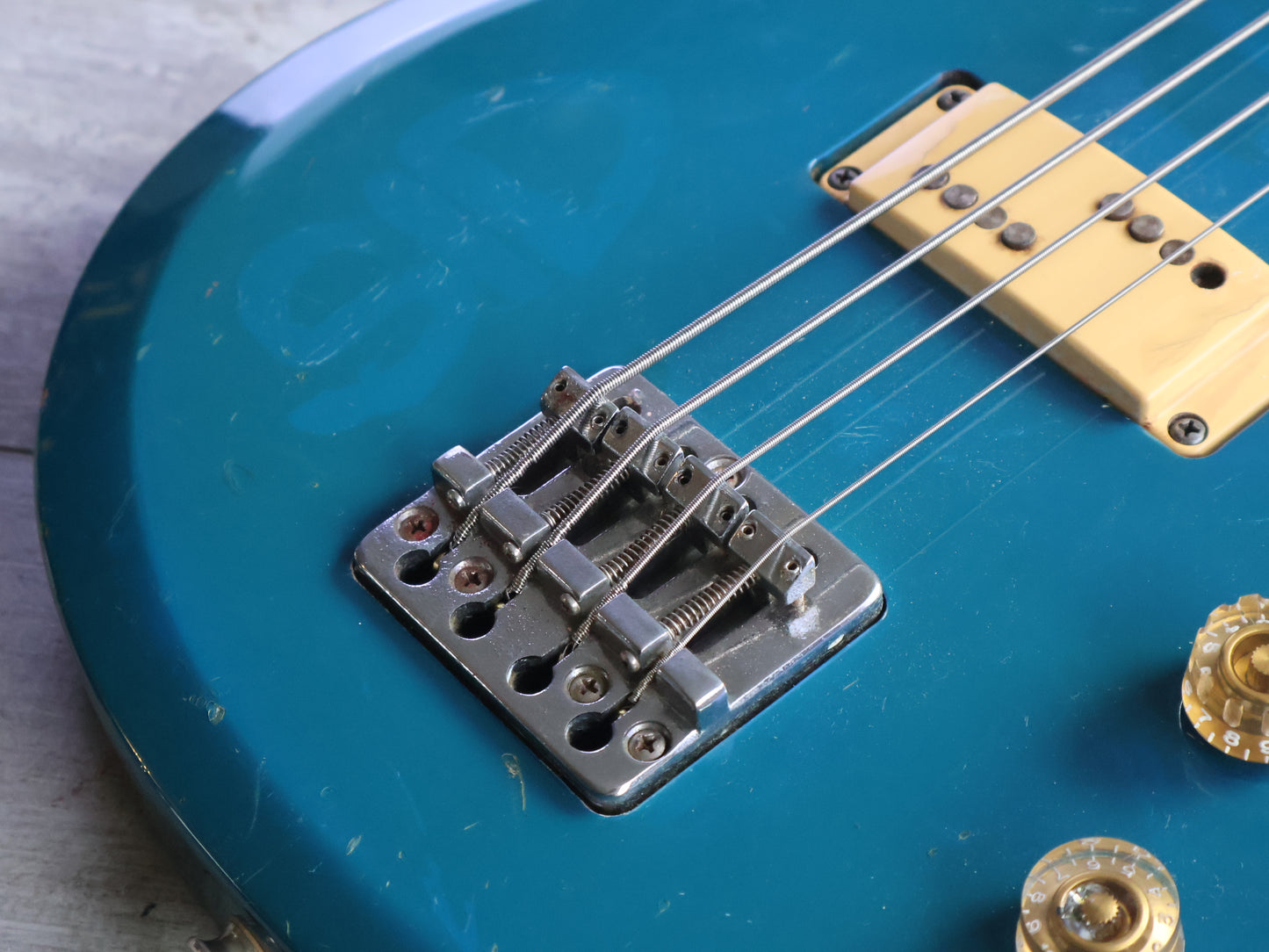 1981 Aria Pro II Japan CSB-380 Cardinal Medium Scale Bass (Blue)