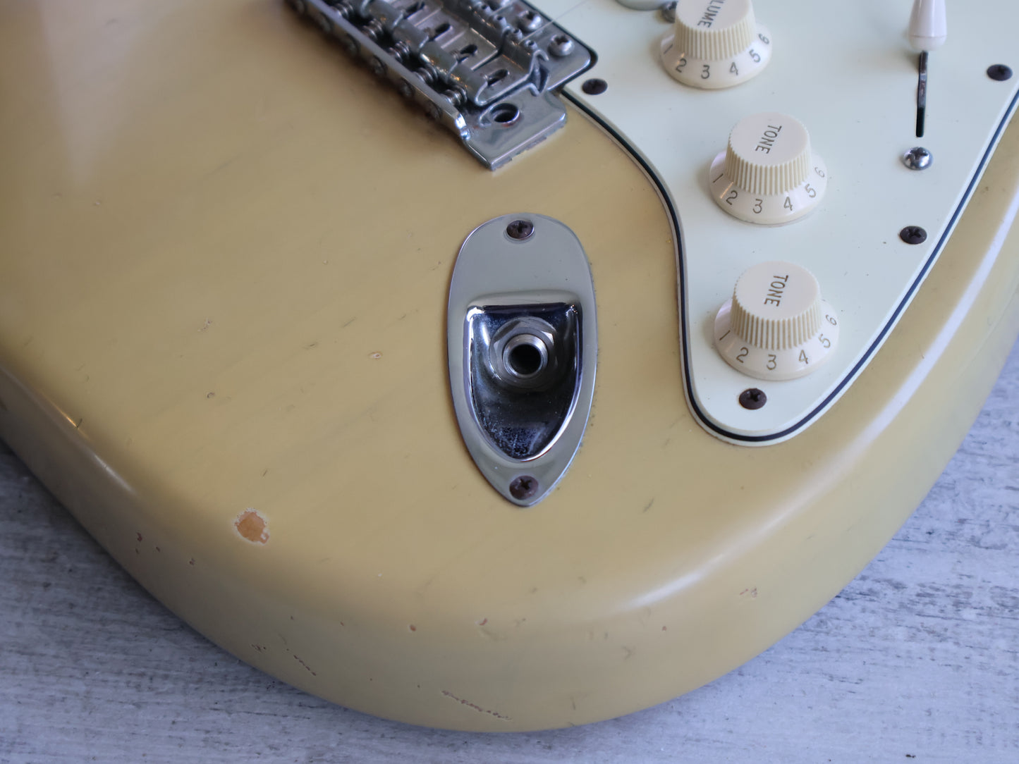 2006 Fender USA Highway One Stratocaster (Honey Blonde)