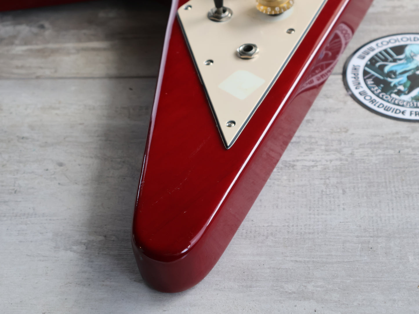 1996 Tokai FV-36 Flying V (Red)