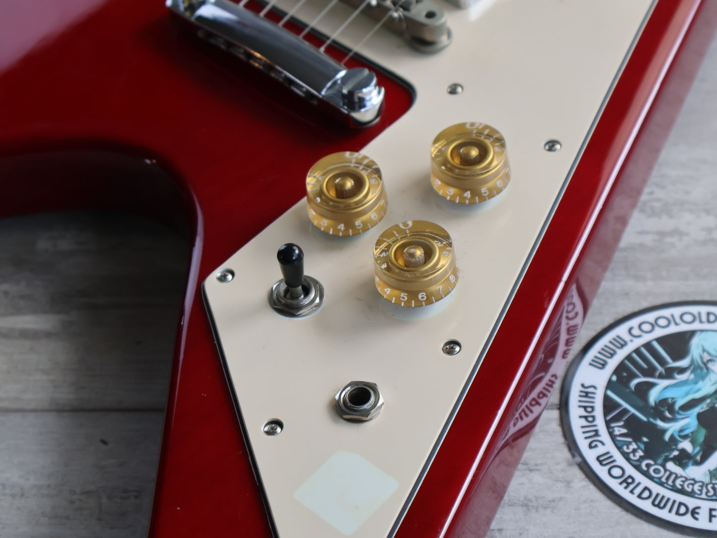 1996 Tokai FV-36 Flying V (Red)