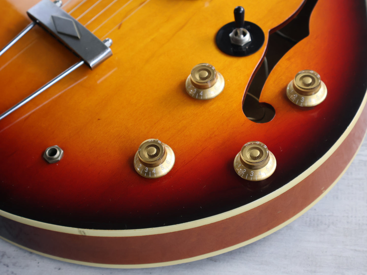 1995 Epiphone Casino Hollowbody Reissue - Paul McCartney (Three-Tone Sunburst)