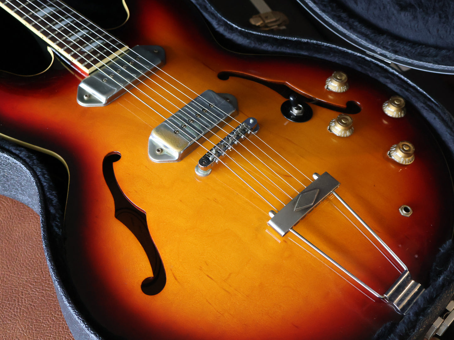 1995 Epiphone Casino Hollowbody Reissue - Paul McCartney (Three-Tone Sunburst)