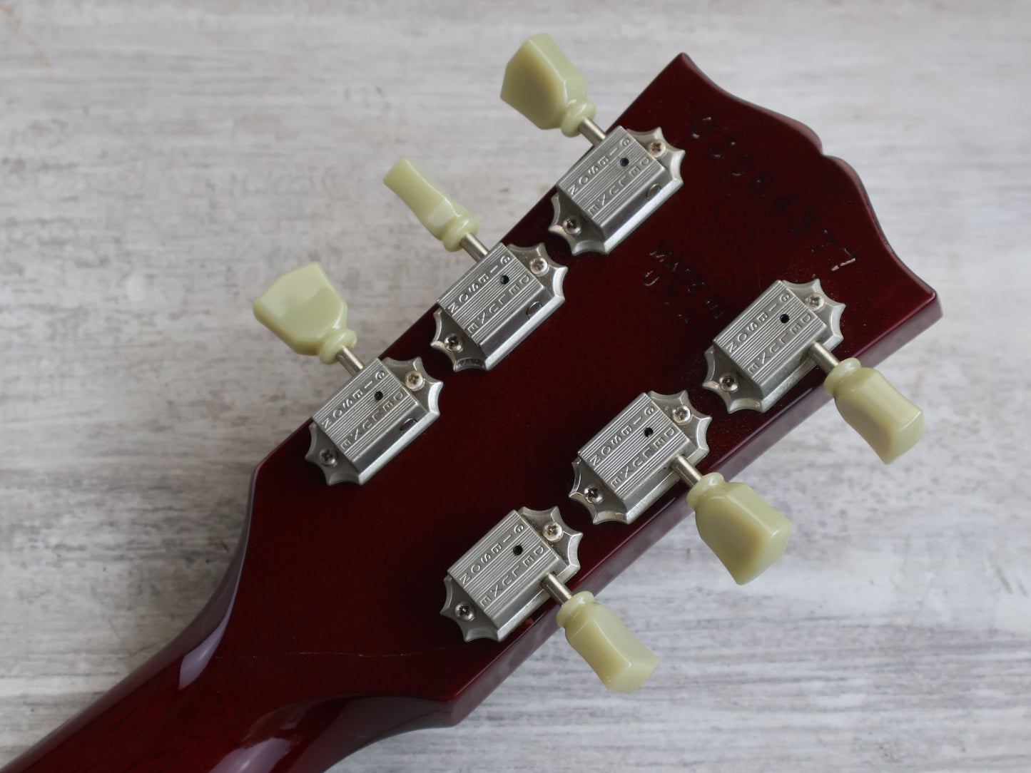 2004 Gibson USA Les Paul Studio (Wine Red)
