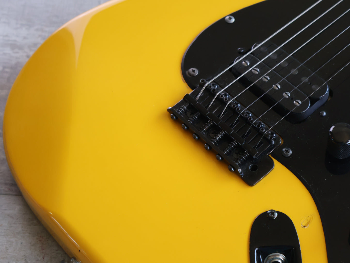 1994 Charvel Jackson HS Superstrat (Yellow)