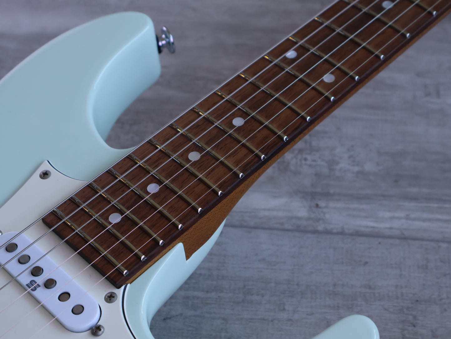 2023 Ibanez Japan AZ2204NW HSS Prestige Series Superstrat (Mint Green)
