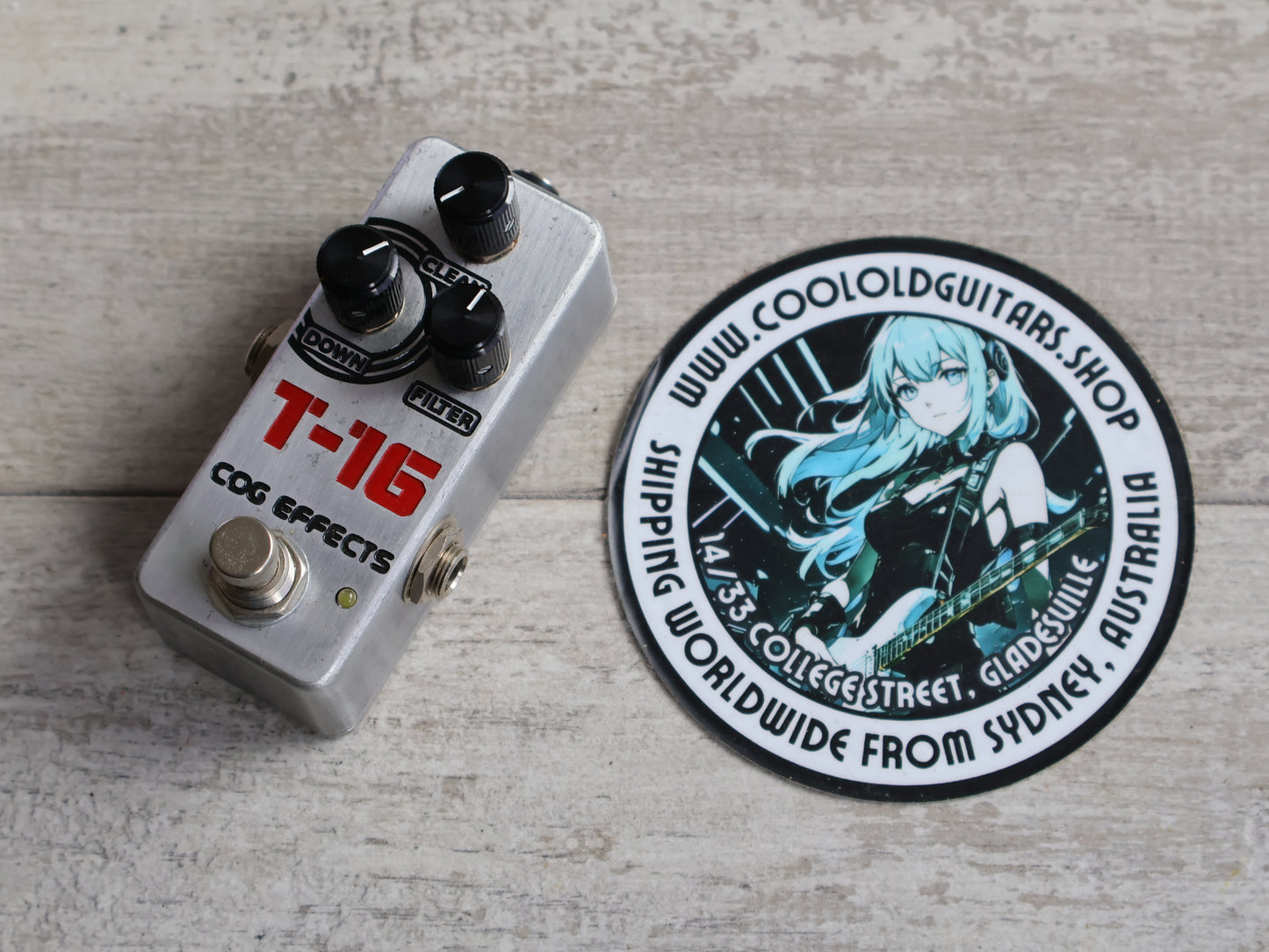 COG Effects T-16 Analogue Octave