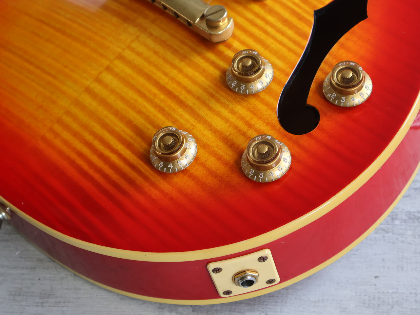 1999 Epiphone Limited Edition Les Paul-ES Hollowbody (Sunburst)