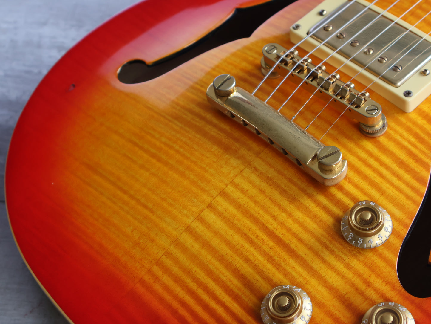 1999 Epiphone Limited Edition Les Paul-ES Hollowbody (Sunburst)