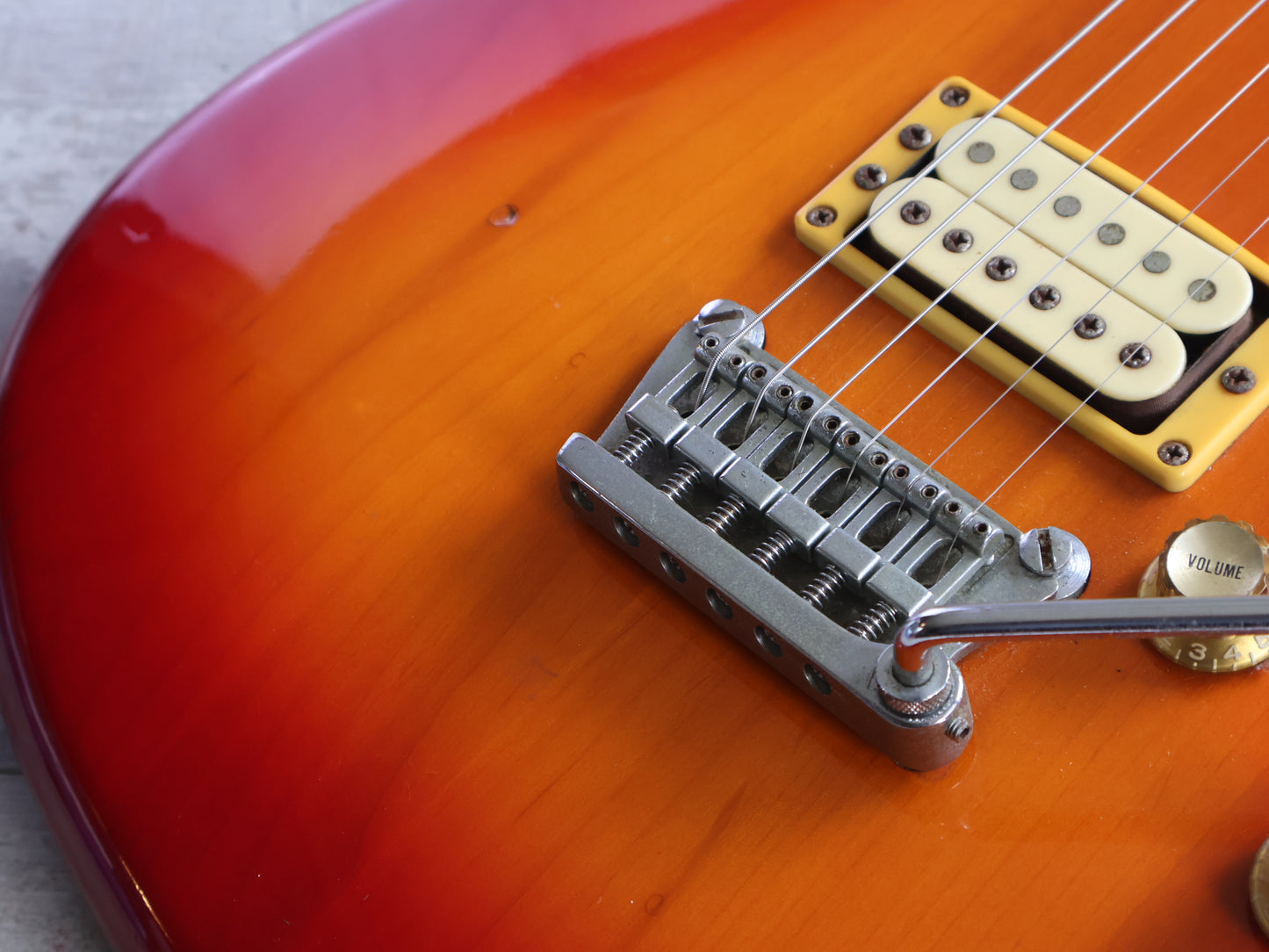 1981 Yamaha Japan SF3000 Super Flighter (Cherry Sunburst)