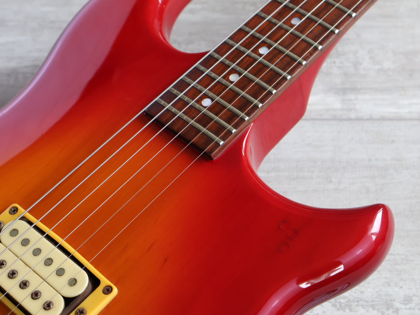 1981 Yamaha Japan SF3000 Super Flighter (Cherry Sunburst)